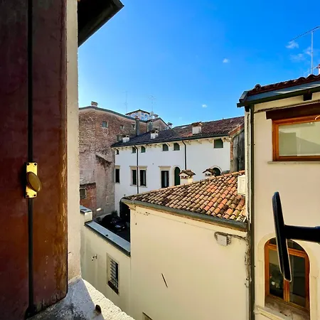Il Palazzetto Apartment *